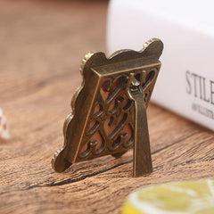 1:12 Mini Metal Retro Photo Frame Ornaments - Dollhouse Decoration