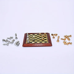 1:12 Doll House Mini Chess Ornaments