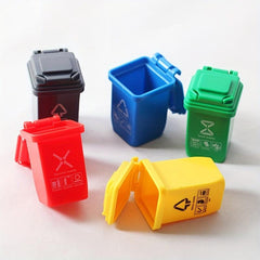 Mini Trash Can with Openable Cover for Dollhouse Play House Decoration