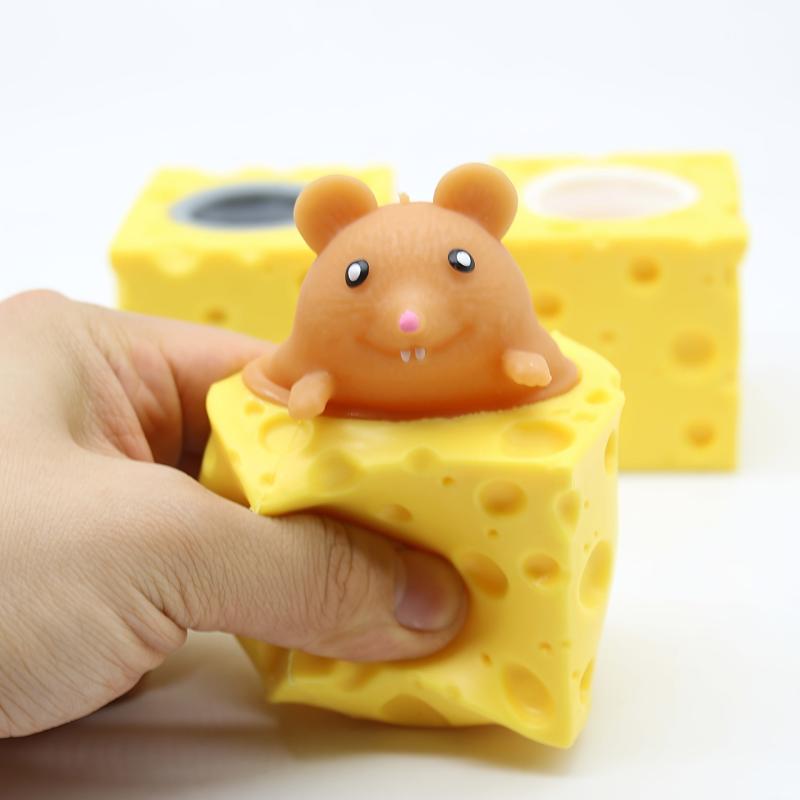 Decompression Cheese Mouse Cup Pinch Music Squeeze Squirrel Cup Toy