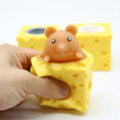 Decompression Cheese Mouse Cup Pinch Music Squeeze Squirrel Cup Toy