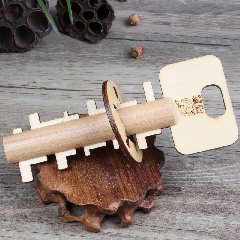 Wooden Toy Unlock Puzzle Key Funny Kong Ming Lock Toys Educational Kids Jigsaw