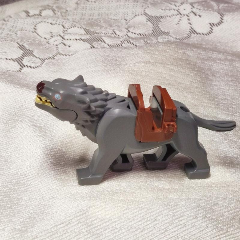 Wolf Brown Gray Building Blocks Assembled Toys