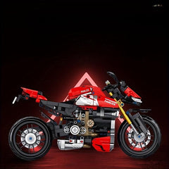 981pcs Red Motorcycle Locomotive Building Blocks Set