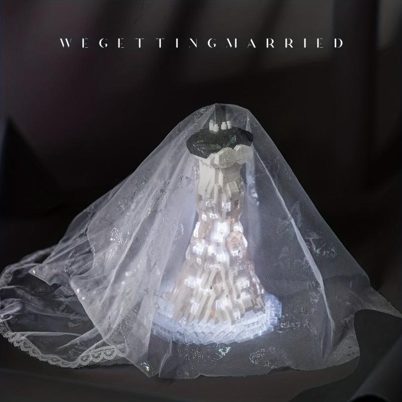 DIY Fishtail Wedding Dress Construction Set