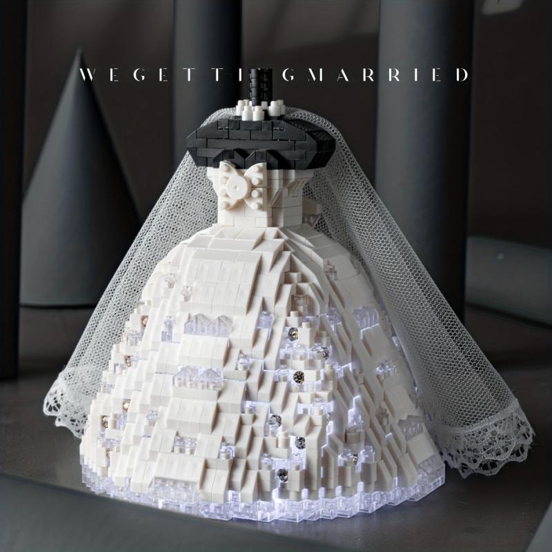 DIY Fishtail Wedding Dress Construction Set