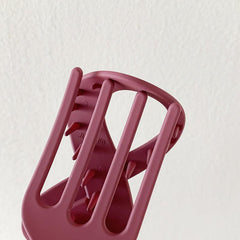 Retro 8-Character Plastic Hair Clip - Fashionable Accessory