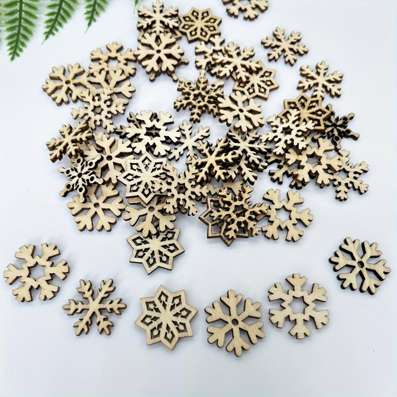 50pcs Mini Wooden Christmas Snowflake Crafts DIY Ornament Fairy Tale Home Decor