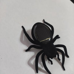 Solar Powered Cockroach Robot Toy - Educational and Fun Gift for Kids