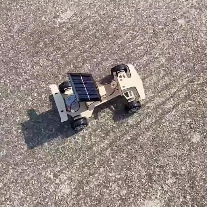 Solar Racing Car Science Toy for Kids
