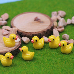 50pcs Mini Resin Ducks DIY Garden Decoration Dollhouse Little Yellow Duck