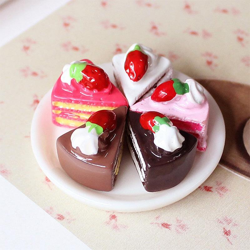 5pcs Strawberry Birthday Cake Figures Simulation Food Play House Toys