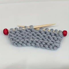 Dollhouse Mini Food Play Knitting Sweater Scene Decoration