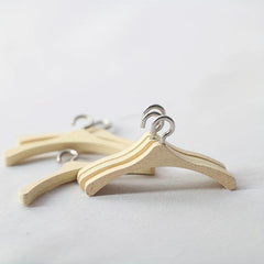 4pcs Dollhouse Mini Wood Hanger Pocket Furniture