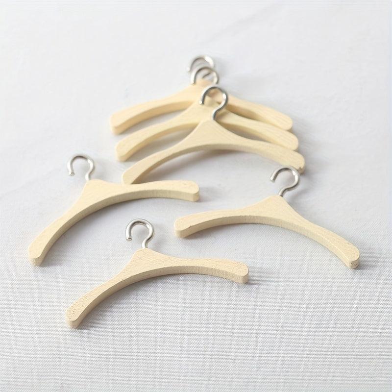 4pcs Dollhouse Mini Wood Hanger Pocket Furniture