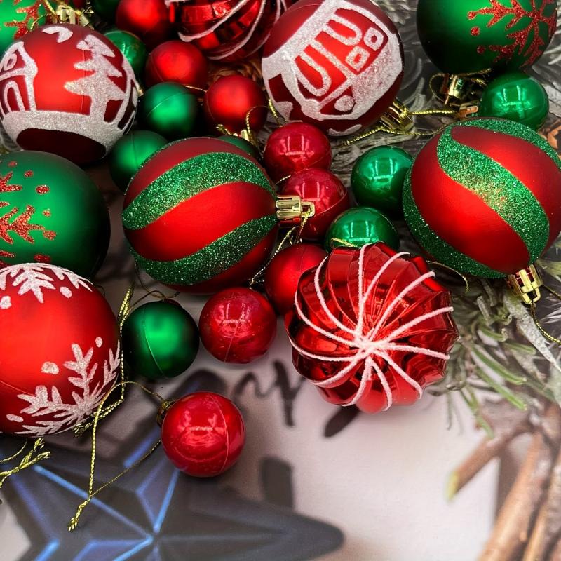 44PCS Plastic Christmas Tree Ornaments Balls Green And Red