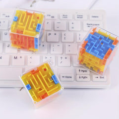 2pcs Stereo Maze Cube Six Sided Intelligence Toy