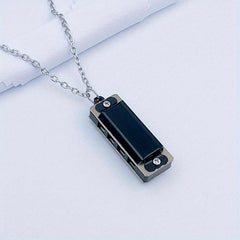 Small Harmonica 4 hole 8 note Necklace Mini Harmonica Playing