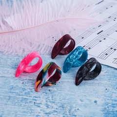 Thumb Finger Picks Plectrum Celluloid Guitar Mandolin Banjo Guitar Picks Mix