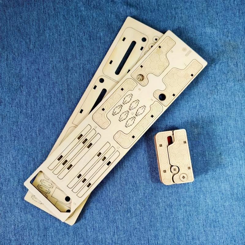 Gravity DIY Toy Radish Decompression Wooden Puzzle Sensory Anxiety Stress Relief