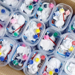 2pcs Kids Coloring DIY Plaster Toys with Paintbrush Random Style