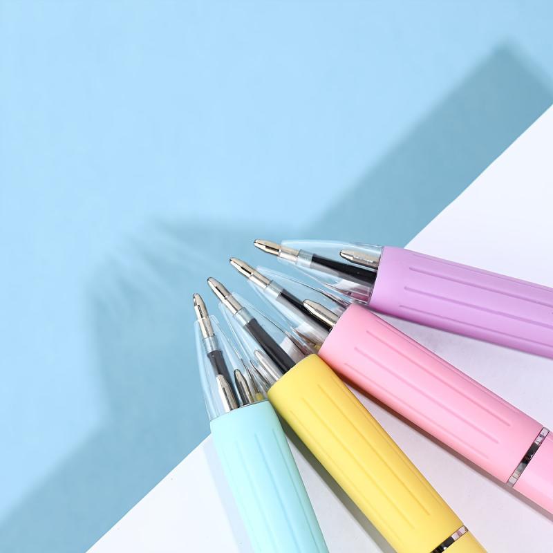 4pcs 0.7mm Moonlight Pony Ballpoint Pen Red