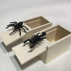 April Fool's Gift Scare Tricky Toy Simulation Spider Wooden Box