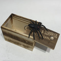 April Fool's Gift Scare Tricky Toy Simulation Spider Wooden Box