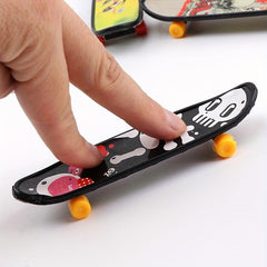 Mini Finger Skateboard Desktop Toy for Finger Movement