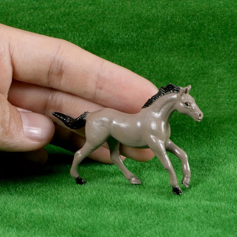 8 Pcs Mini Farm Horse Toy Set with 6 Pcs Fence