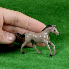 8 Pcs Mini Farm Horse Toy Set with 6 Pcs Fence