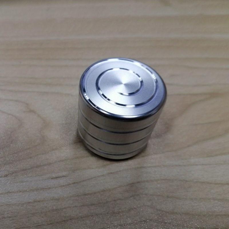 Optical Illusion Flowing Finger Toys IFU TIGER Desktop Decompression Gyroscope