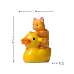 Yellow Duck Cat Micro Landscape Gardening Figure