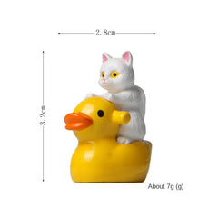 Yellow Duck Cat Micro Landscape Gardening Figure