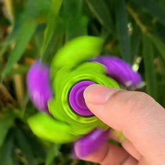 Luobo Fingertip Gyro Decompression Toy with Vibration - Portable and Deformable