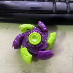 Luobo Fingertip Gyro Decompression Toy with Vibration - Portable and Deformable