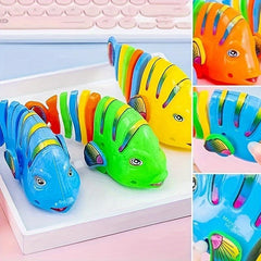 Clockwork Swinging Cartoon Fish Toy Wind Up Bath Water Toy Random