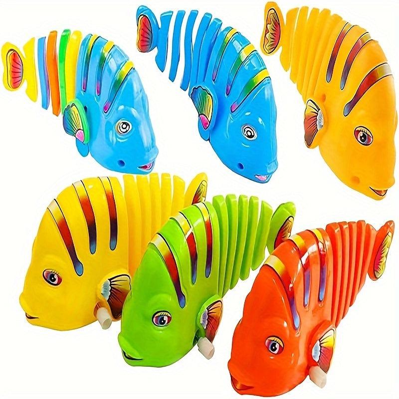Clockwork Swinging Cartoon Fish Toy Wind Up Bath Water Toy Random