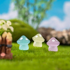 Glow-in-the-Dark 8pcs Mini Resin Mushrooms for DIY Party Decors
