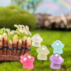 Glow-in-the-Dark 8pcs Mini Resin Mushrooms for DIY Party Decors