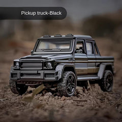 Aluminum Alloy Car Model Toy Vehicle 1:24 Scale Decoration