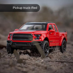 Aluminum Alloy Car Model Toy Vehicle 1:24 Scale Decoration