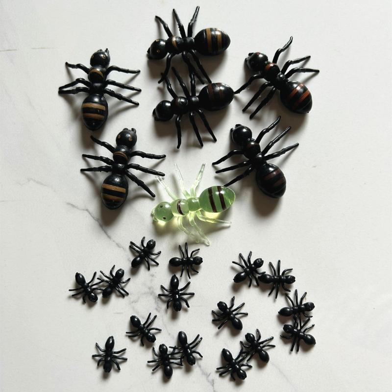 100 Ants Simulation Prank Toys Halloween Bar Decoration Props