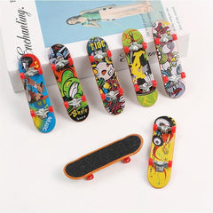 10pcs Finger Skateboards Mini Finger Boards Set Finger Sports Party Favors