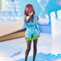 Standing Girl Halloween Christmas Anime Action Figure Ideal Gift