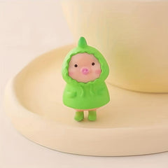 Resin Little Pig Statue Ornament for Desk Decoration