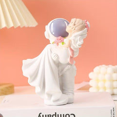 Resin Wedding Staircase Decorative Couple Ornaments