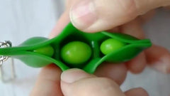2pcs Squeeze Beans Vent Beans Music Decompression Keychain Toys