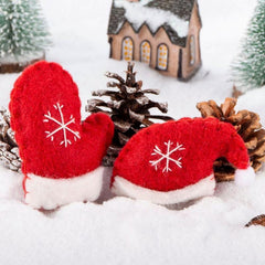 Christmas Scene Arrangement Snowflake Gloves Hat Pendant Fabric Dress Up Decor