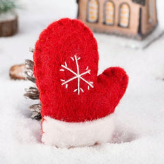 Christmas Scene Arrangement Snowflake Gloves Hat Pendant Fabric Dress Up Decor